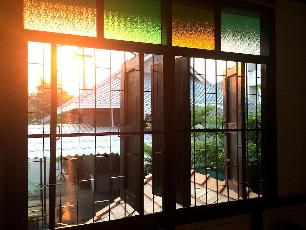 Green House Backpacker Hostel Chiang Mai Exterior photo