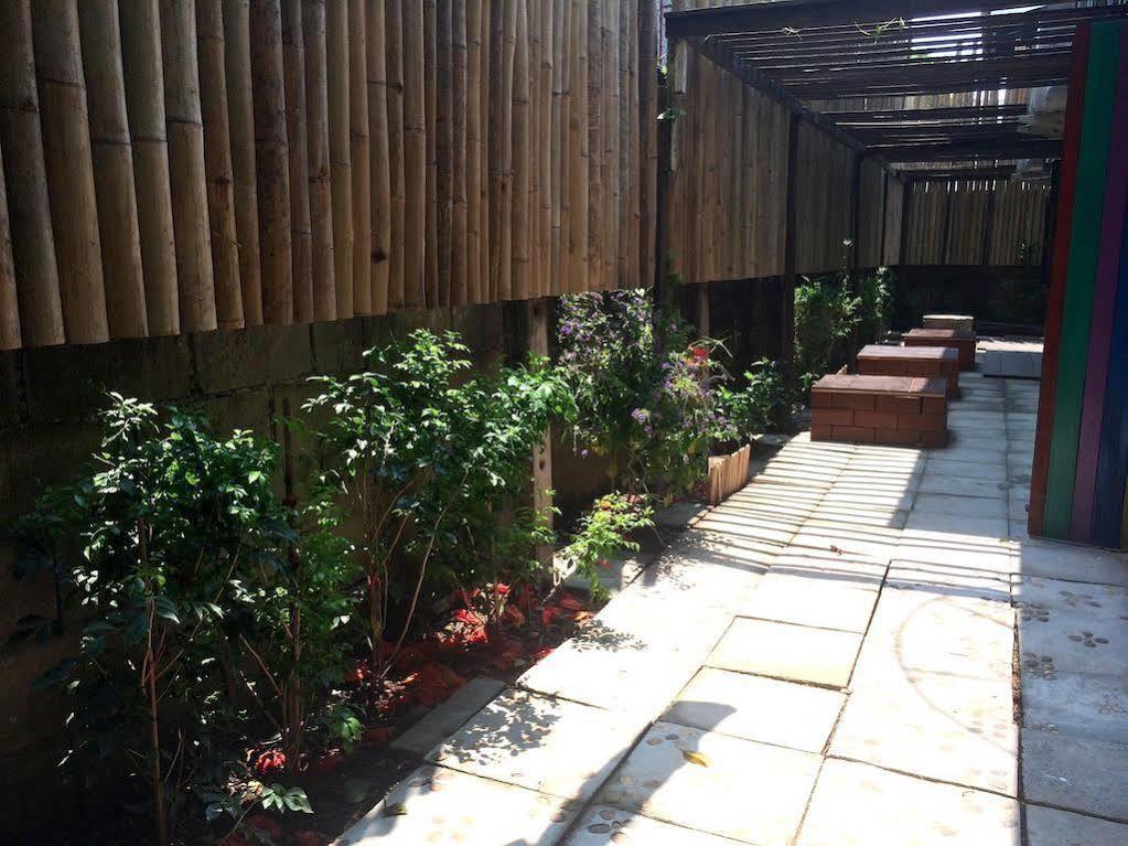 Green House Backpacker Hostel Chiang Mai Exterior photo